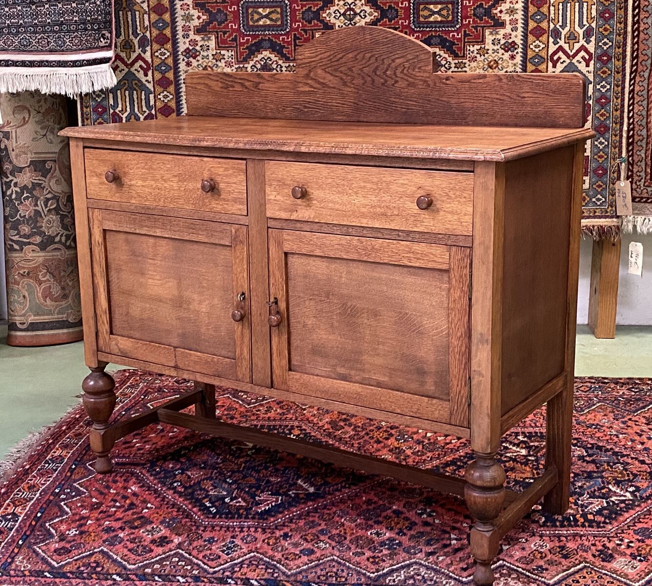 Early 20th century English oak buffet