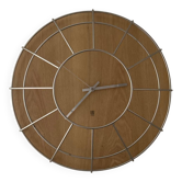 Horloge design par Alan Wisniewski pour Umbra
