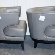 Fauteuils à Dossier Rond en Cuir Gris avec Clous de Coach House, Set de 2