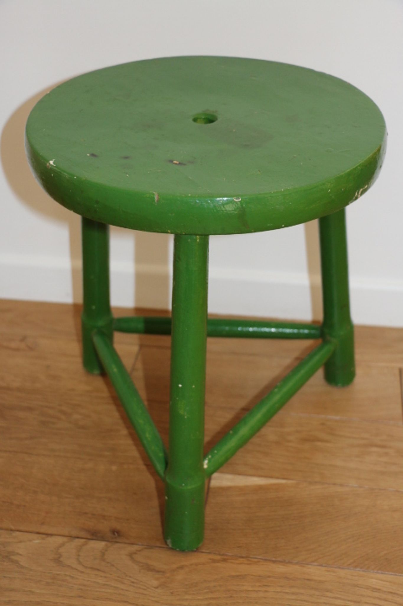 Green wood tripod stool 400mm