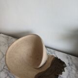 Japanese artisanal vintage cut in beige and gilded bronze ceramic in the shape of a snail shell