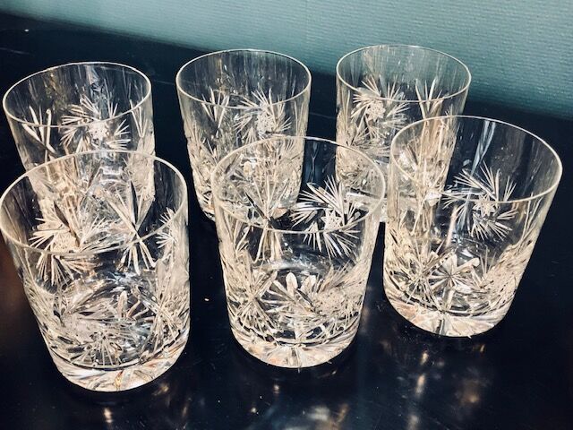 6 vintage chiseled crystal whisky glasses