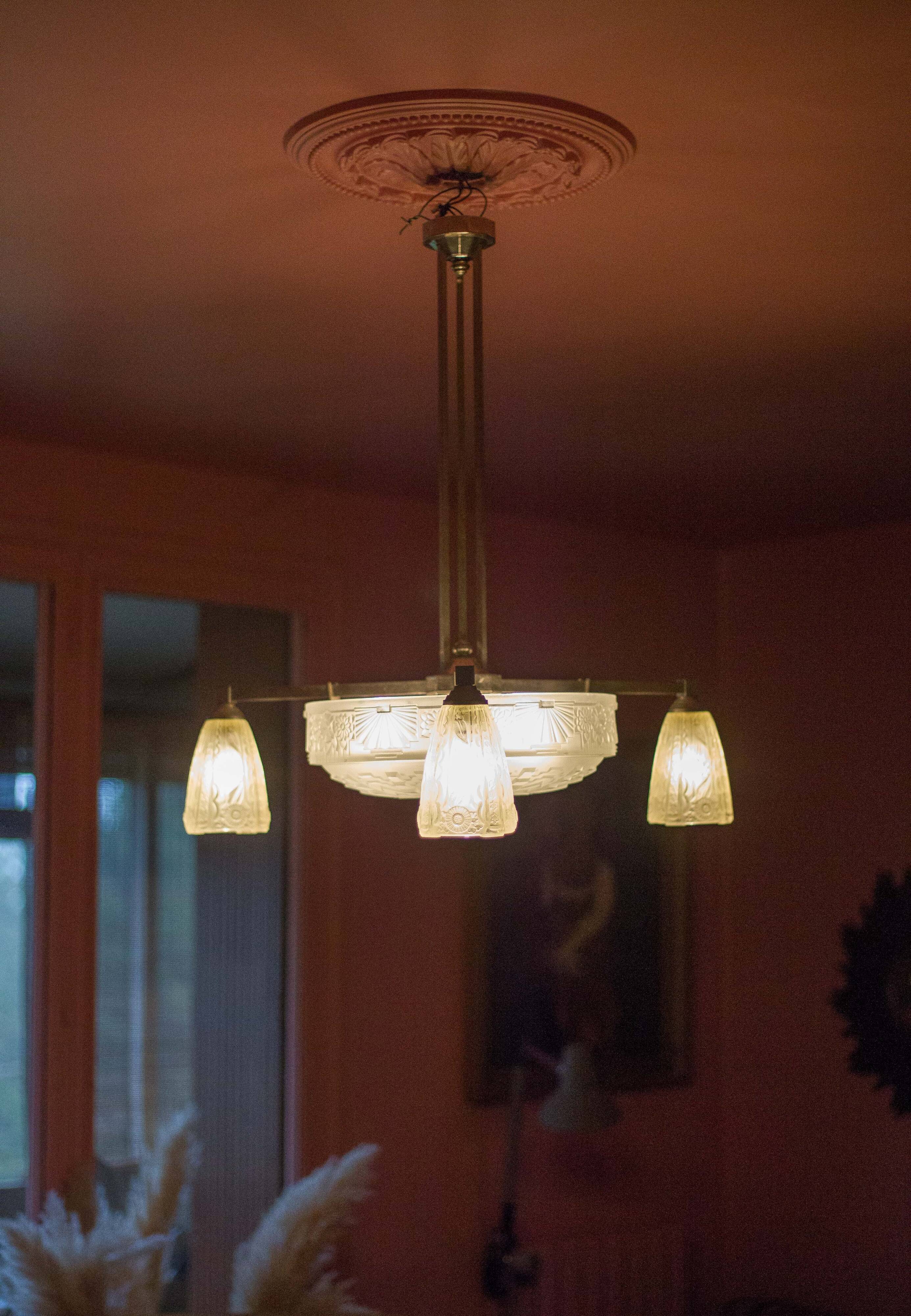 Art deco nickel plated bronze chandelier with art deco tulip glass, ceiling lamp, art deco pendant light, 30