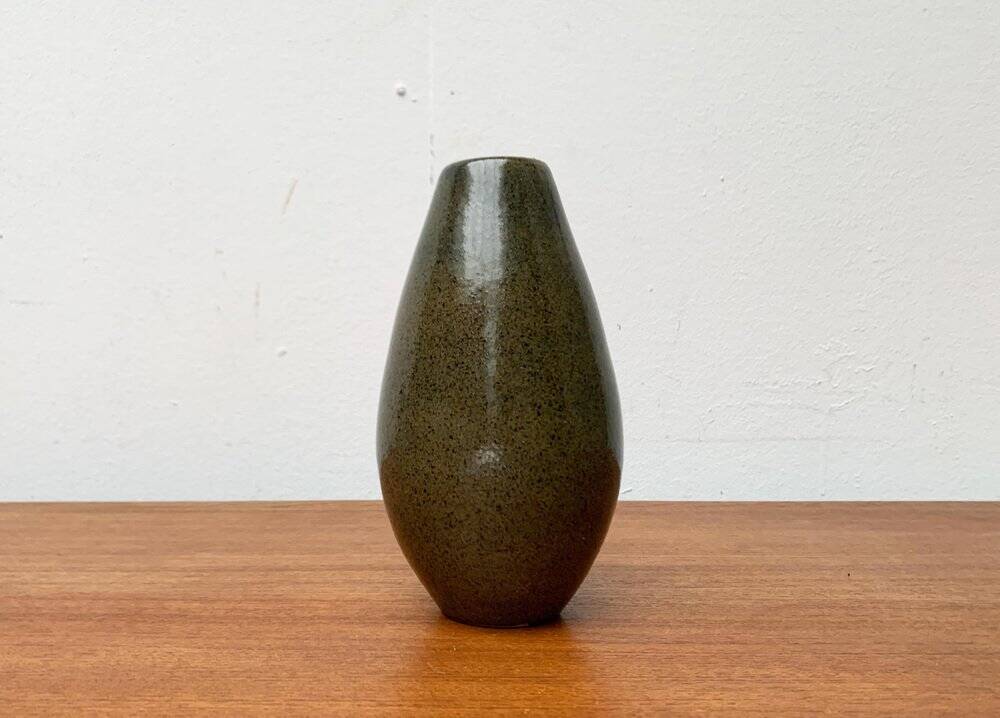 East German pottery vase from the mid-century GDR by VEB Coswig Keramik, 1960s.