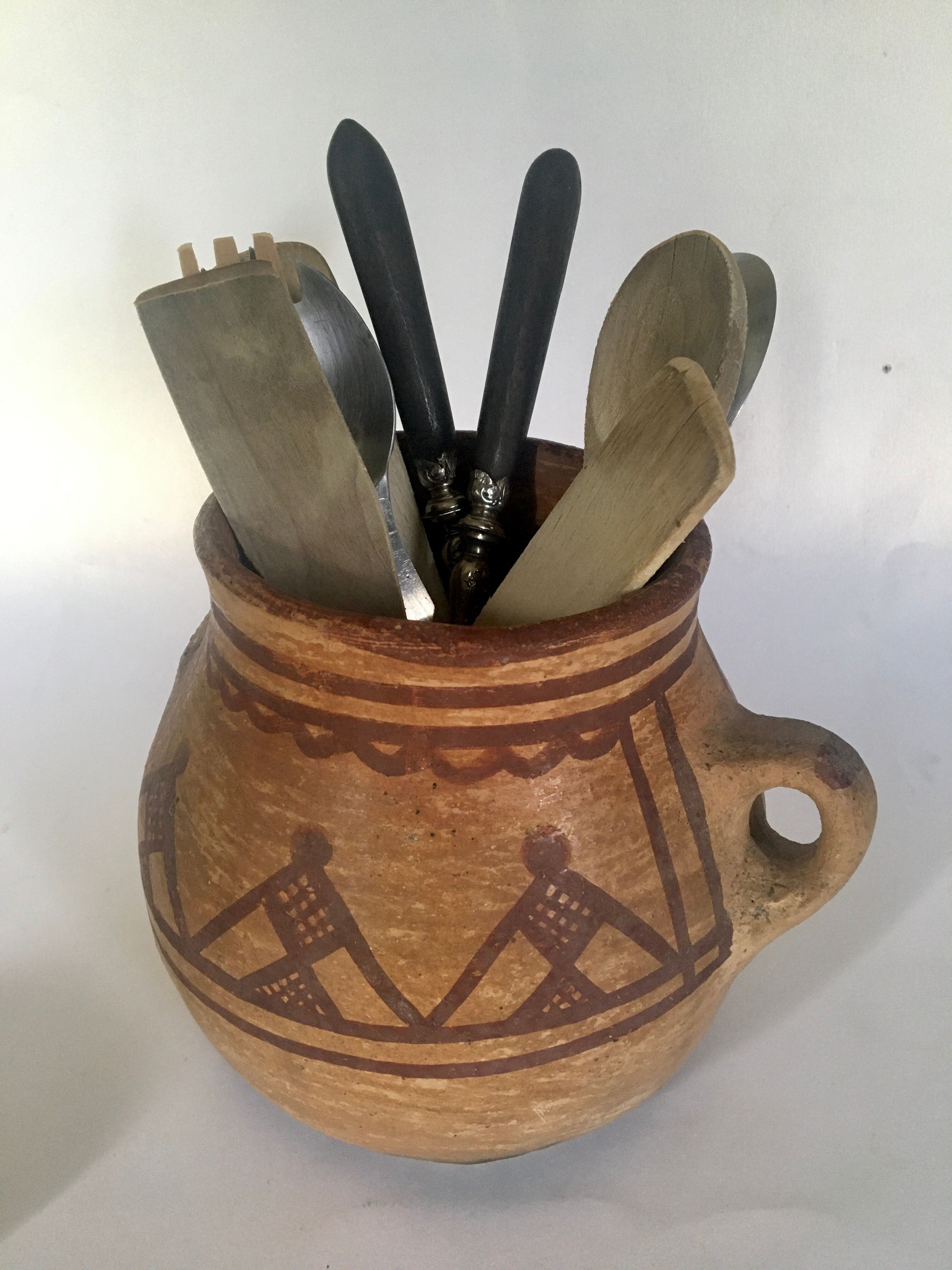 Berber terracotta engobe red