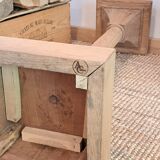 Light oak wood column