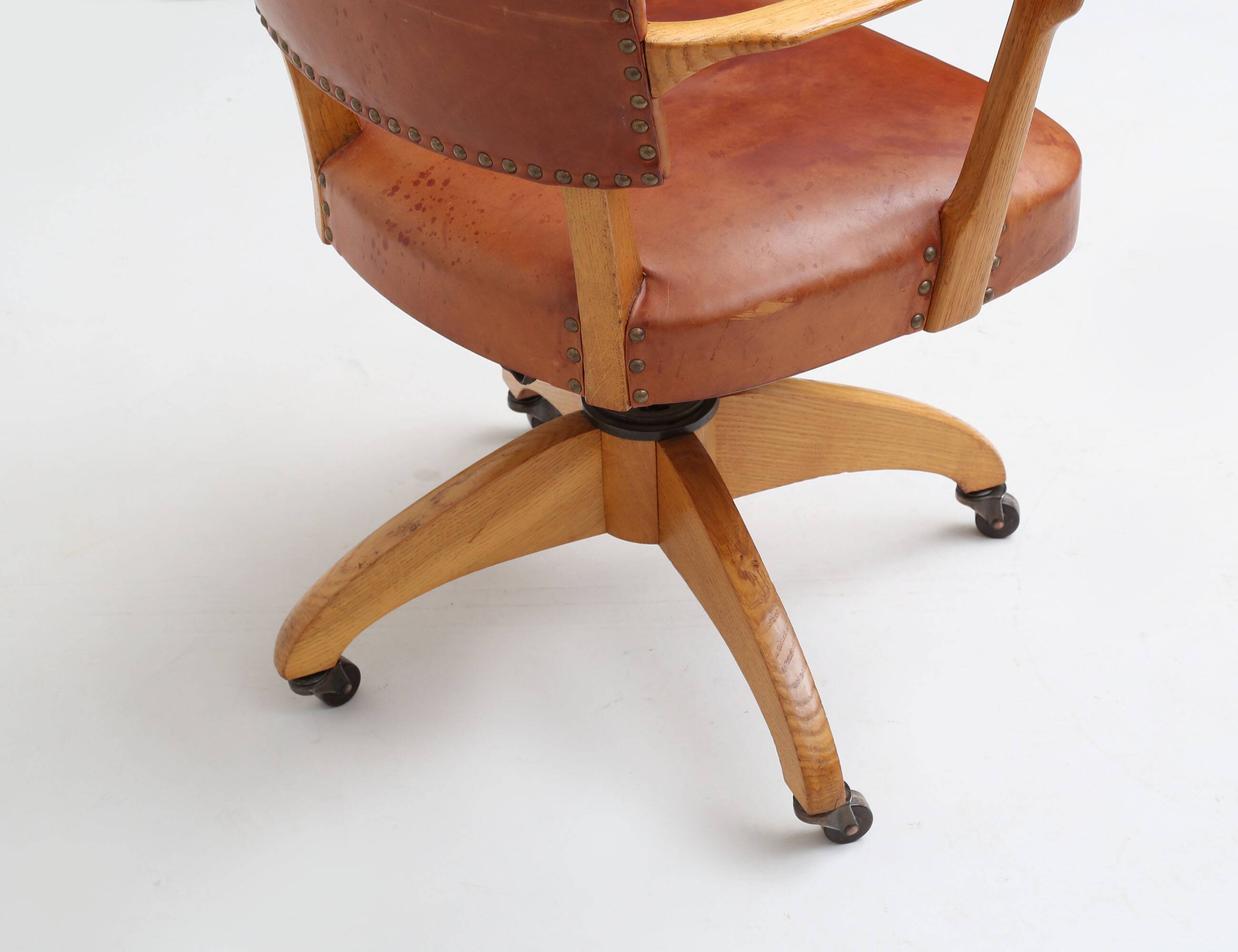 Chaise de bureau art deco cuir et chêne 1930 Suède