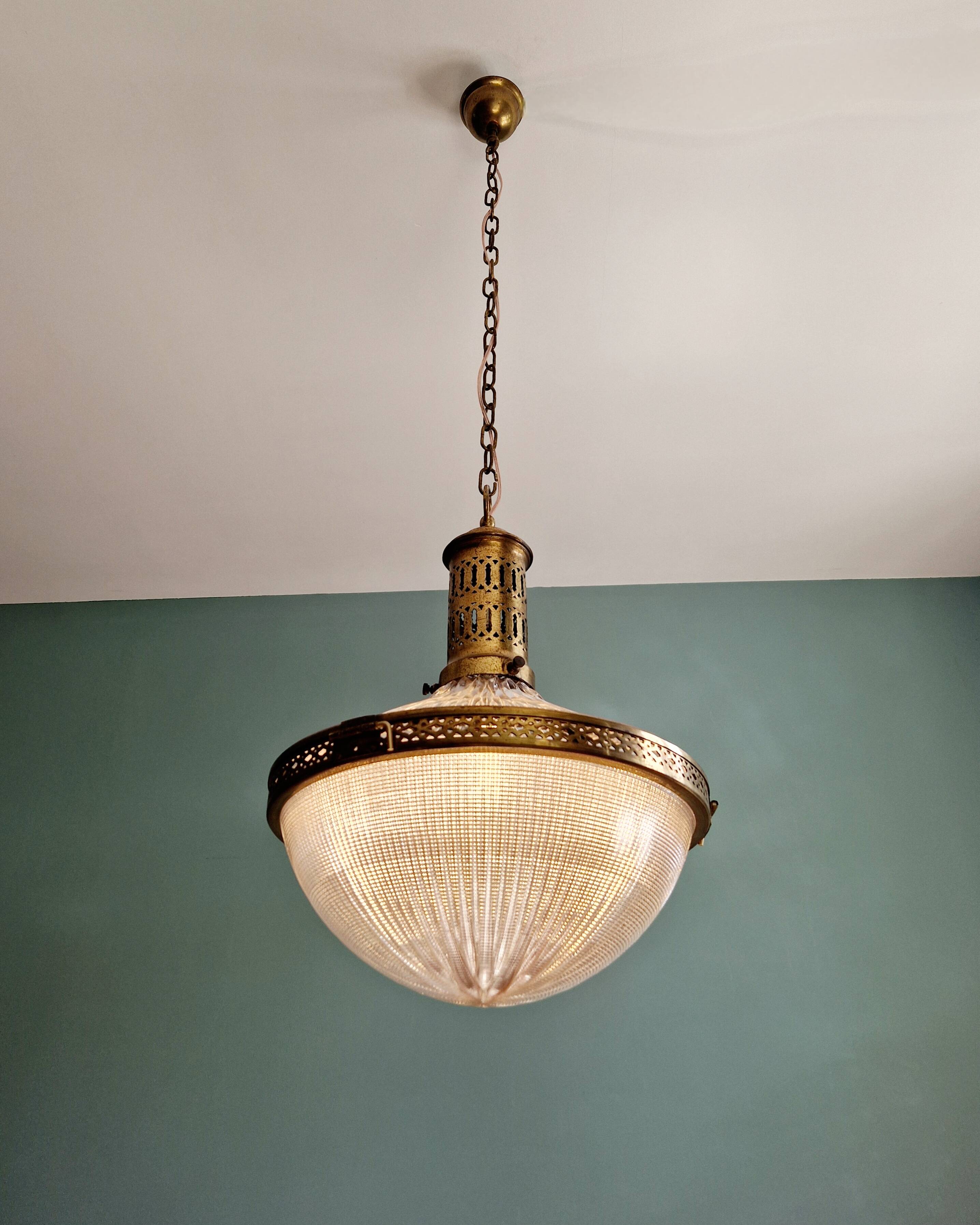 Grande suspension Holophane en verre prismatique, années 1920-30