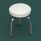 Pair of tripod workshop stools with screws from 1970.