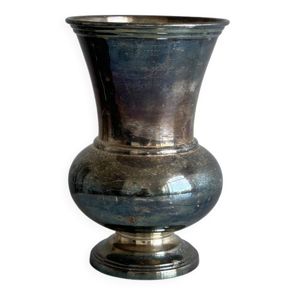 Vase en métal ancien très patiné