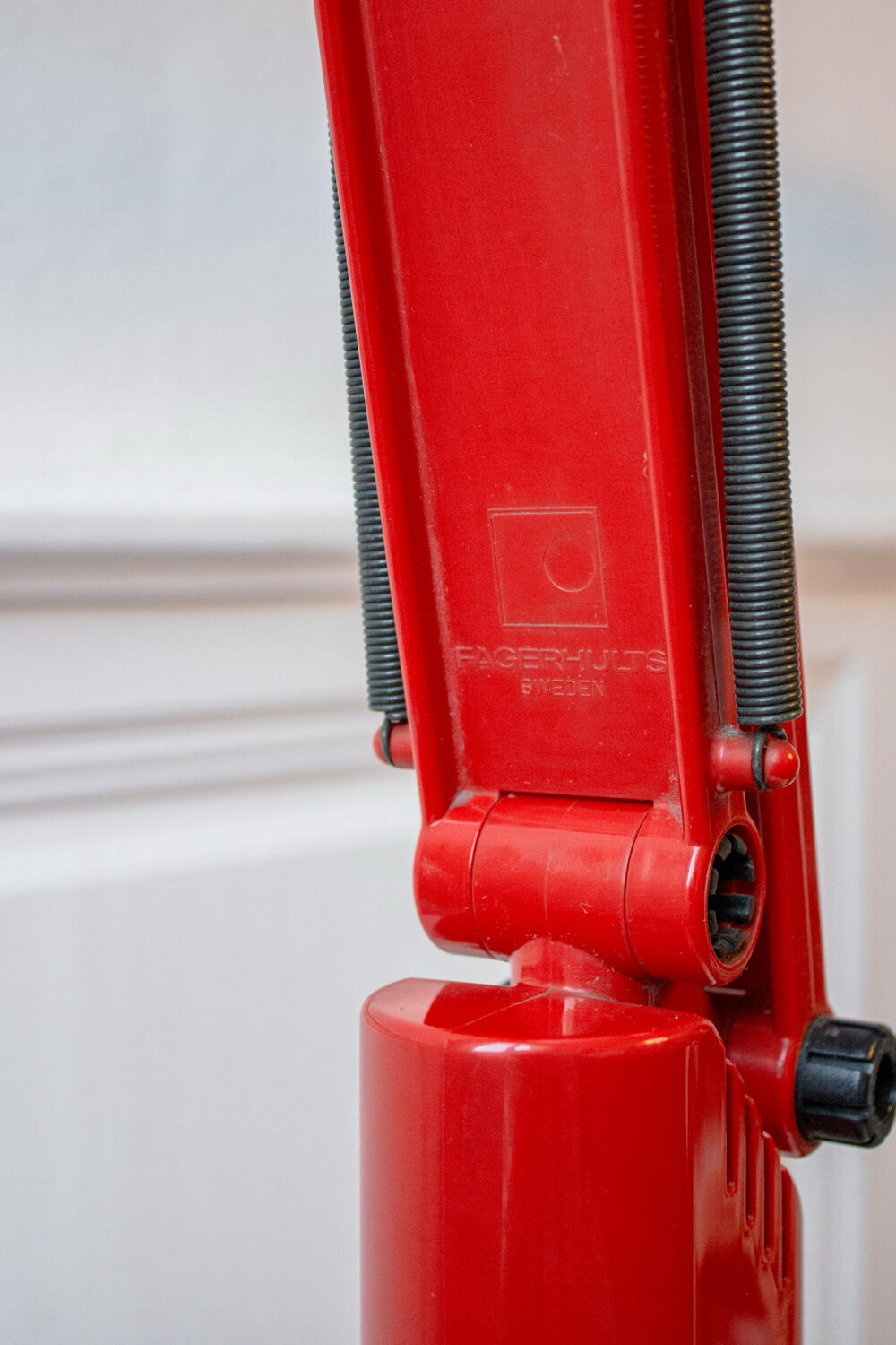 Vintage desk lamp Lucifer red by Tom Ahlström & Hans Ehrich p