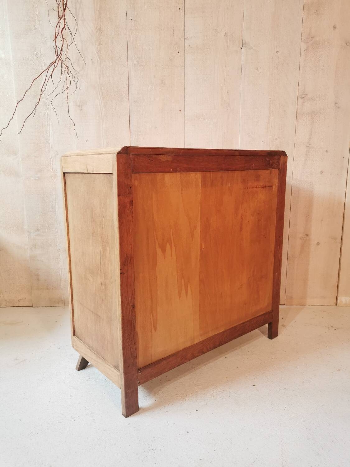 Vintage chest of drawers