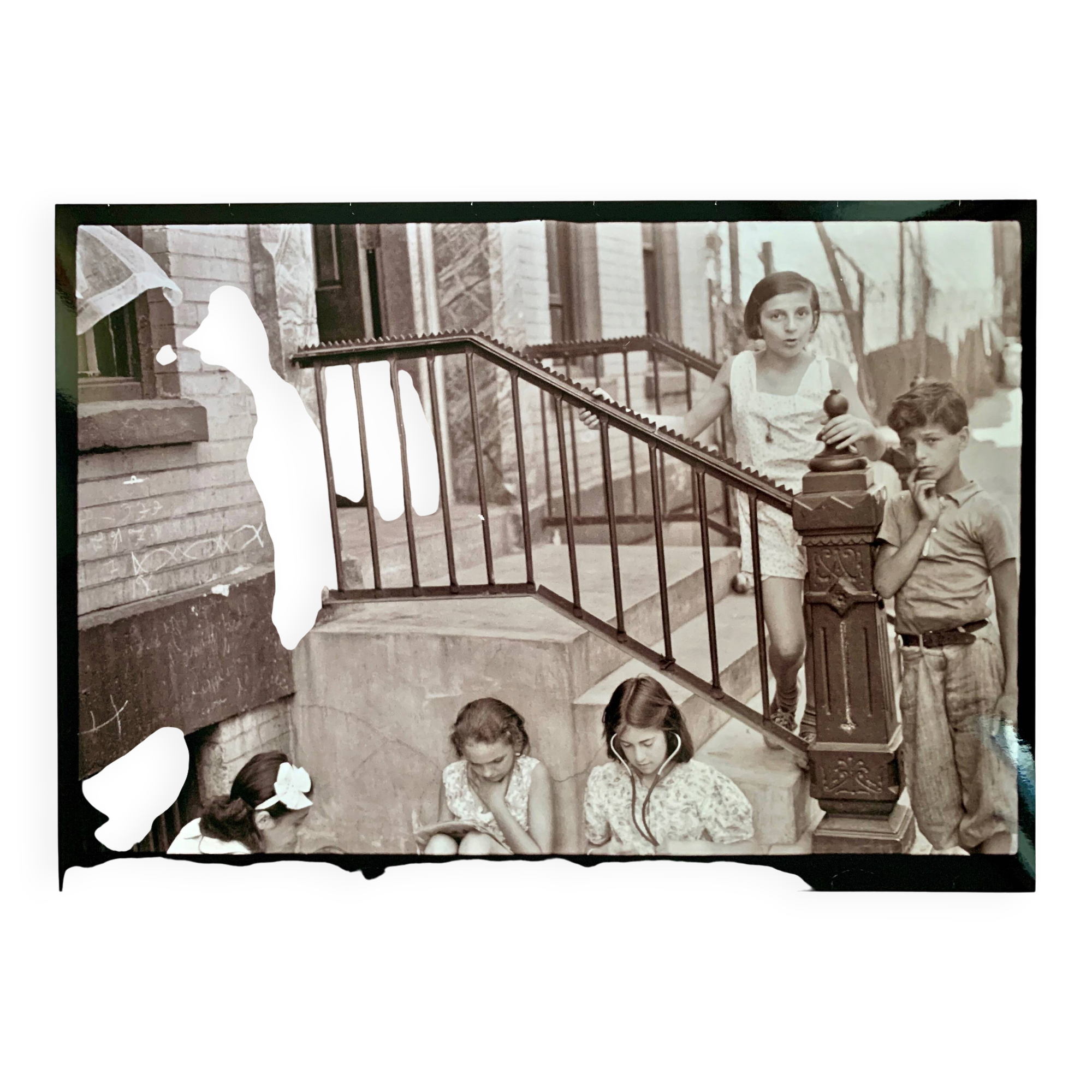 Walker Evans — Children playing in a street in New York, 1938