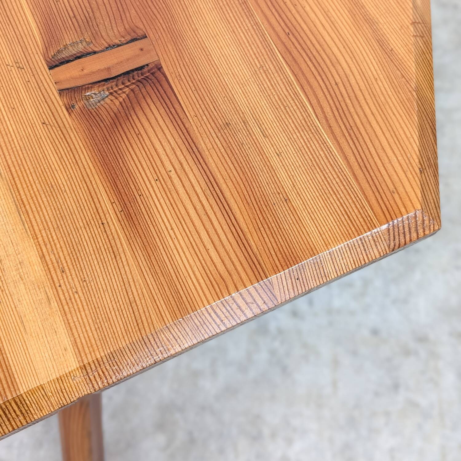 French Brutalist Pine Side Table, 1970s