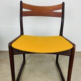 Pair of Danish Scandinavian chairs in rosewood, 1960s.