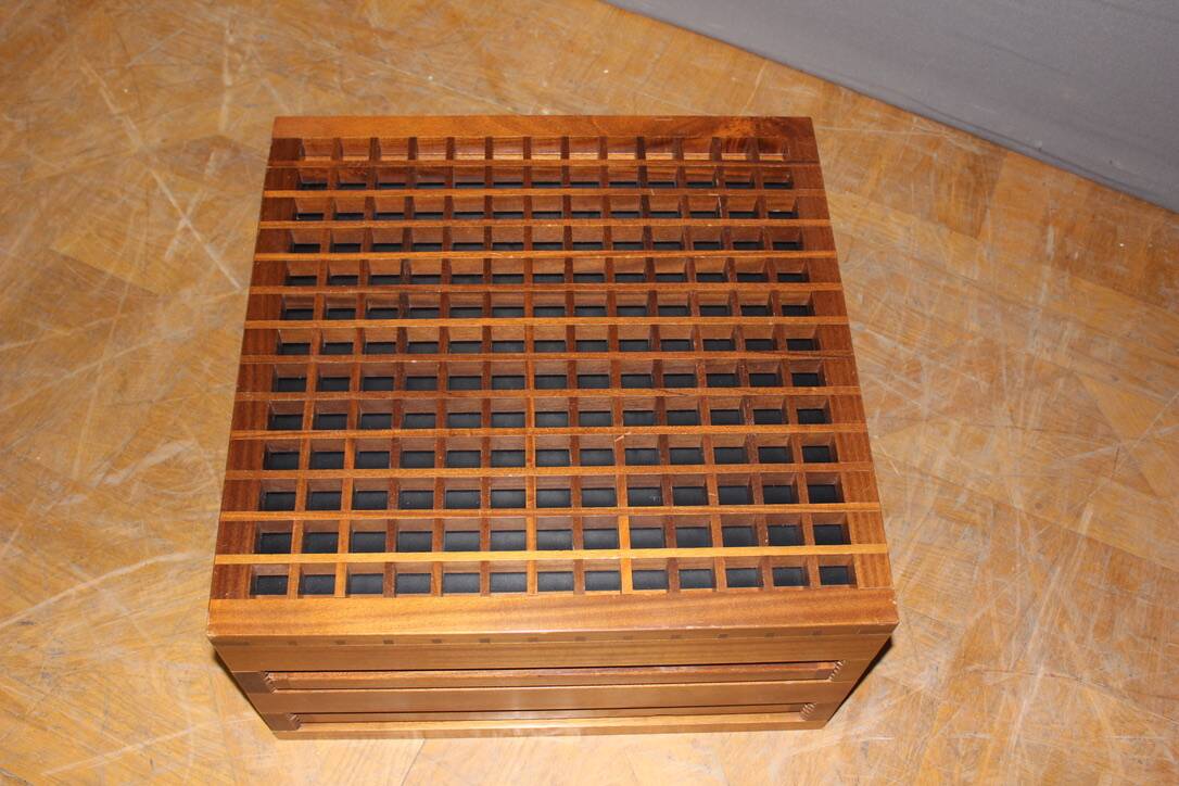 Black And White Coffee Table By Bernard Vuarnesson Model Tetra Circa 1980