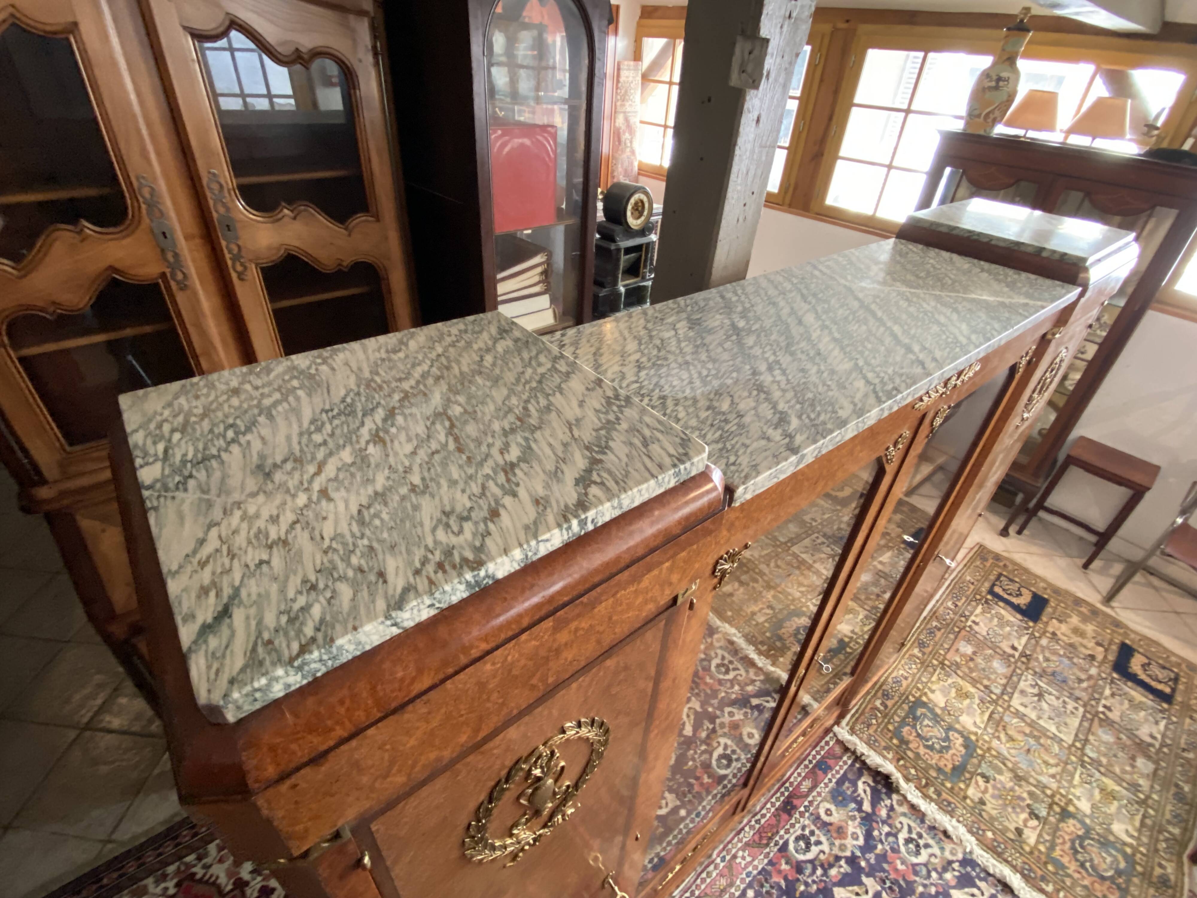 Showcase library in Neoclassical style, 1930, walnut burl and bronze.