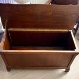 Solid wood storage chest