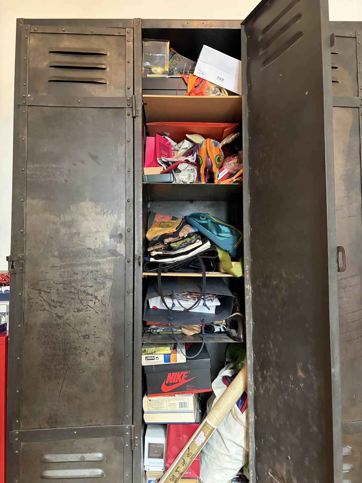 Armoire vestiaire métallique