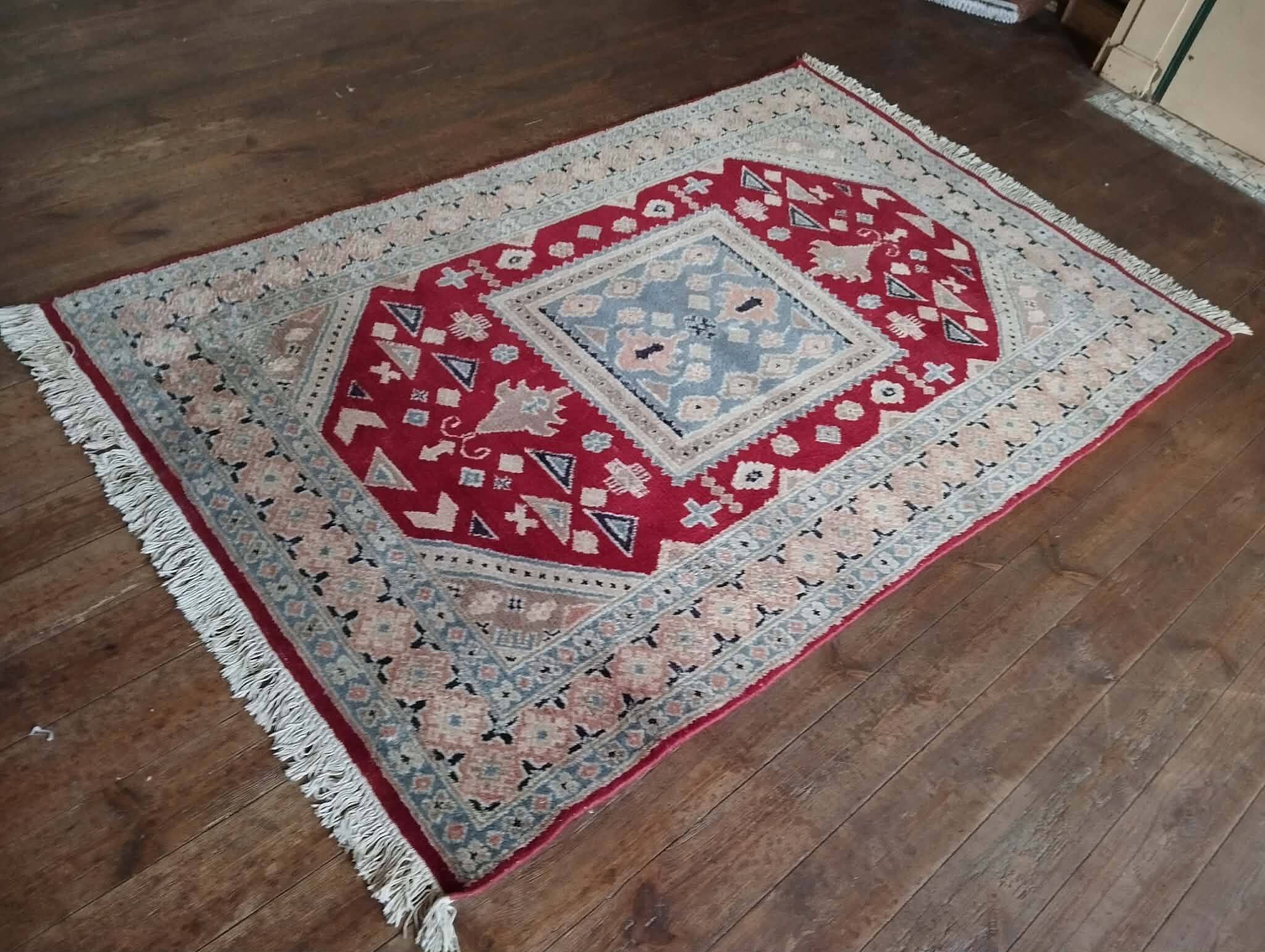 Pakistani carpet Karachi 193x122cm