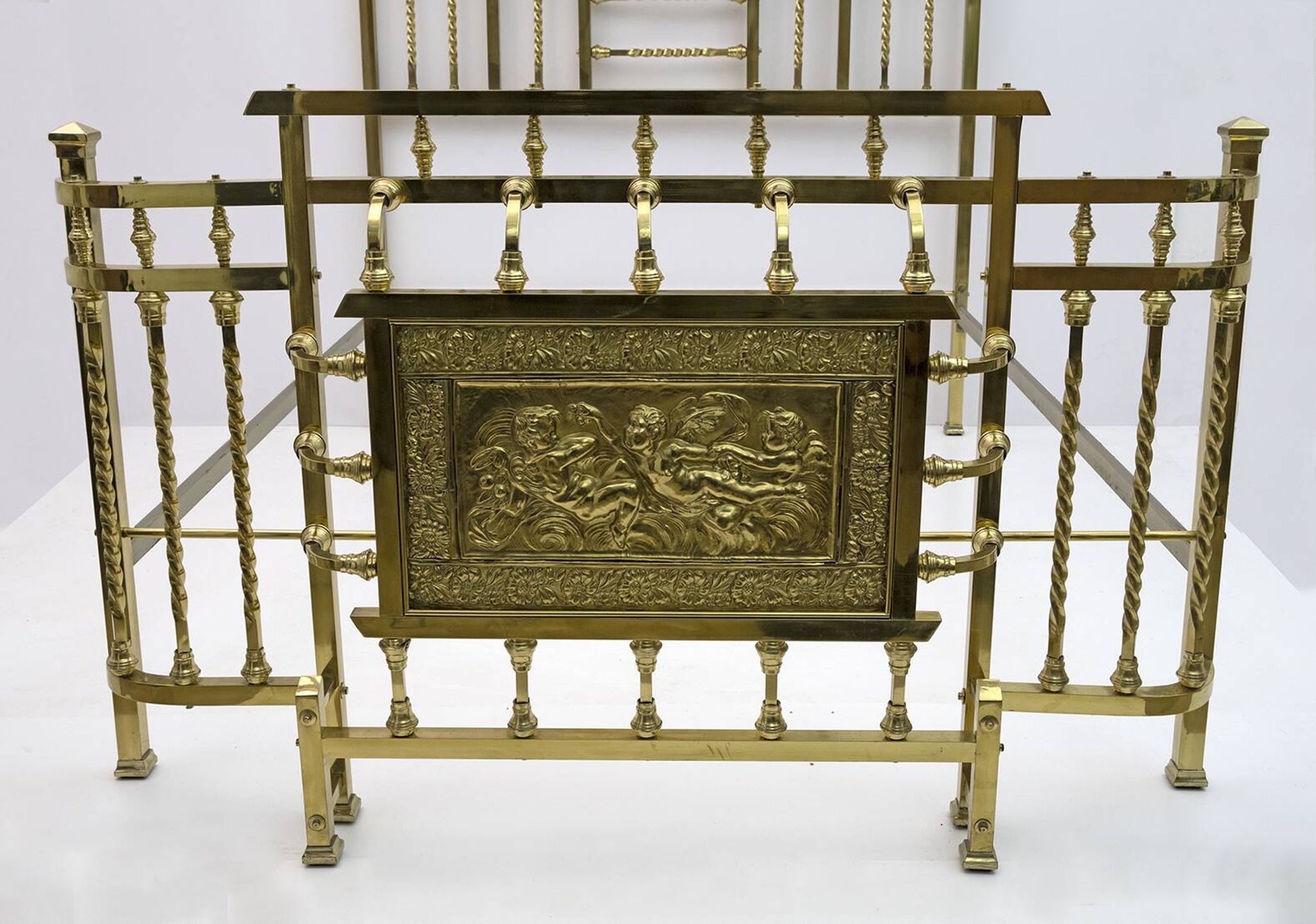 Art Nouveau Italian Brass Double Bed, Early 1900s