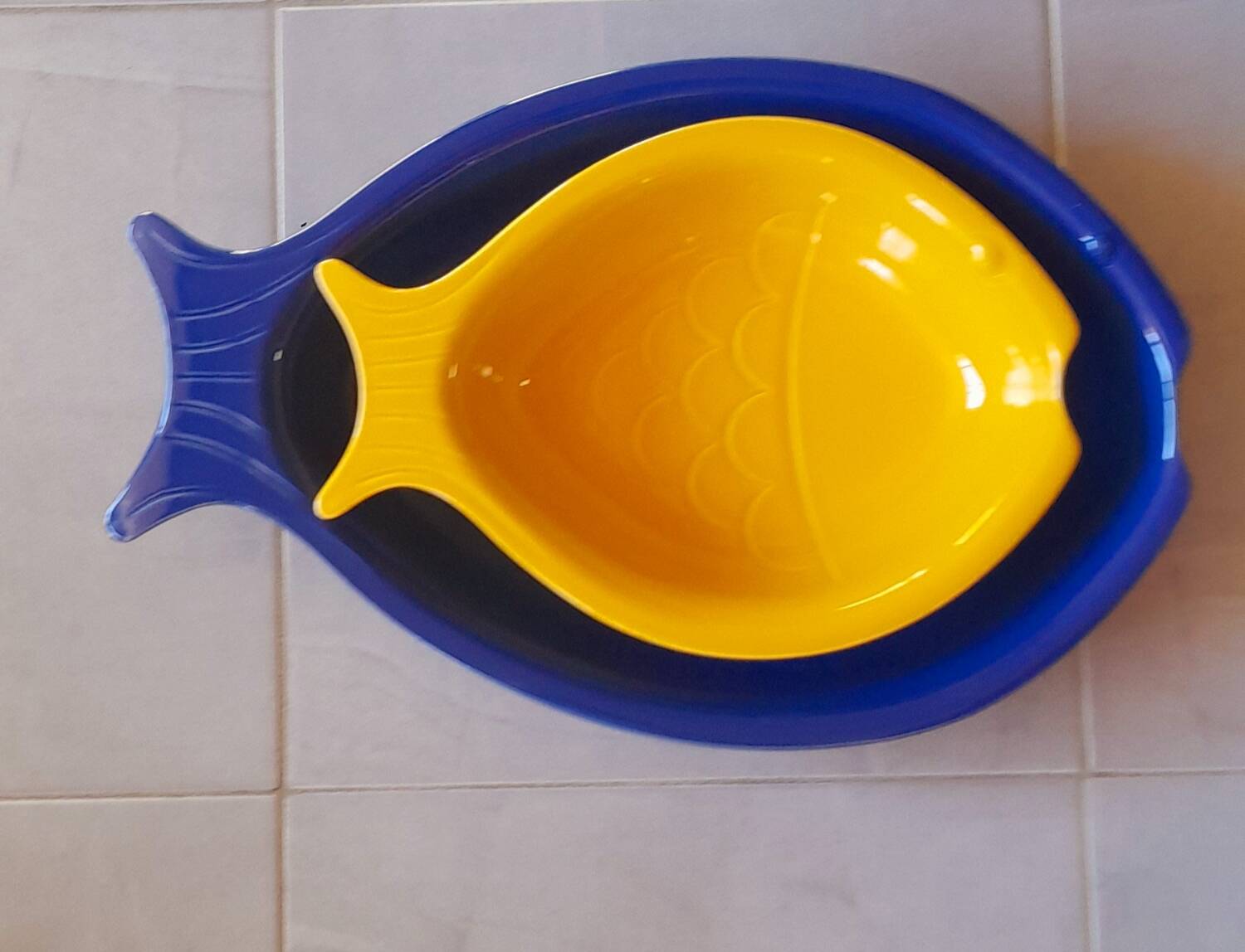 Ceramic fish dish from Brittany