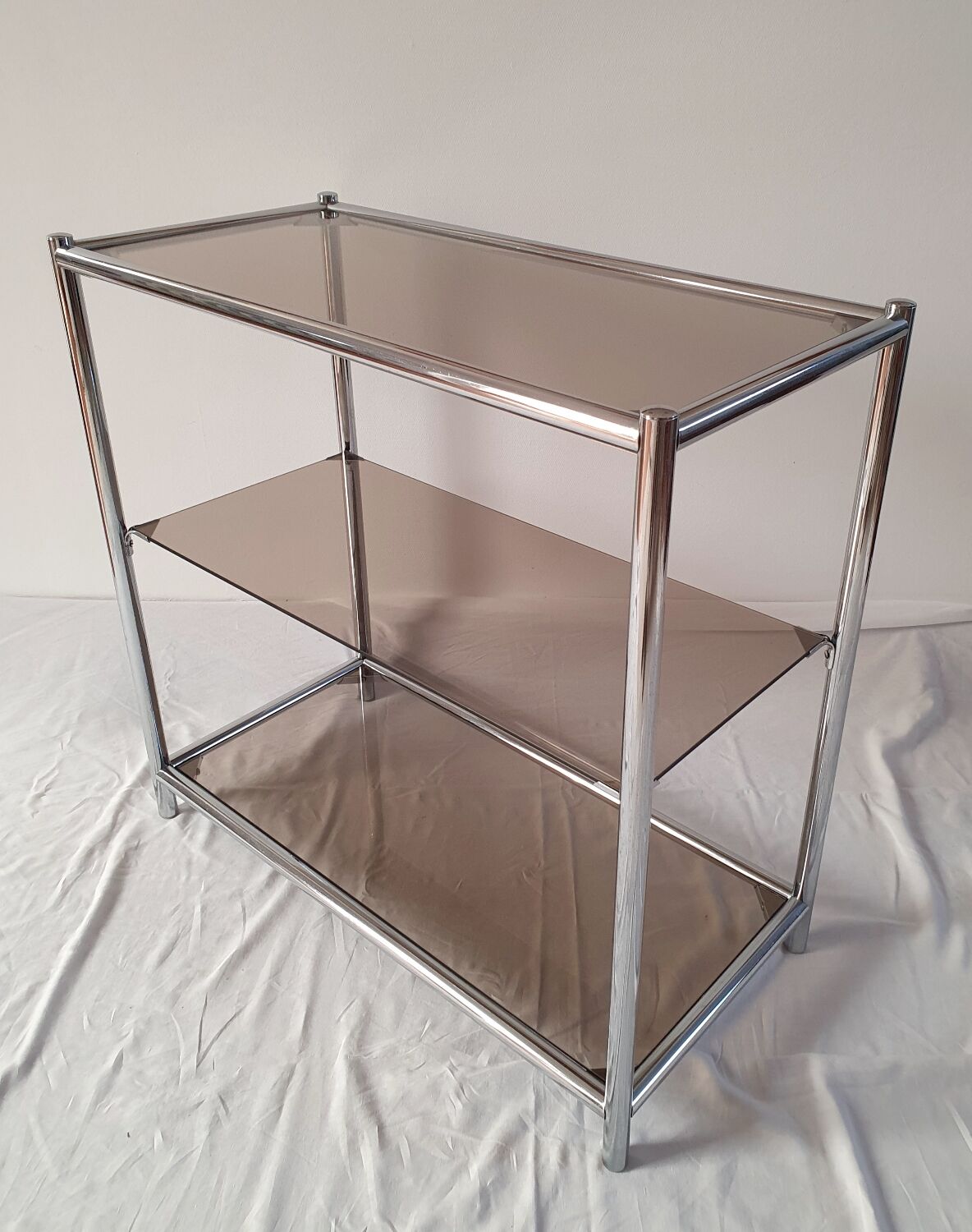 Console design 3 étagères chrome et verre fumé