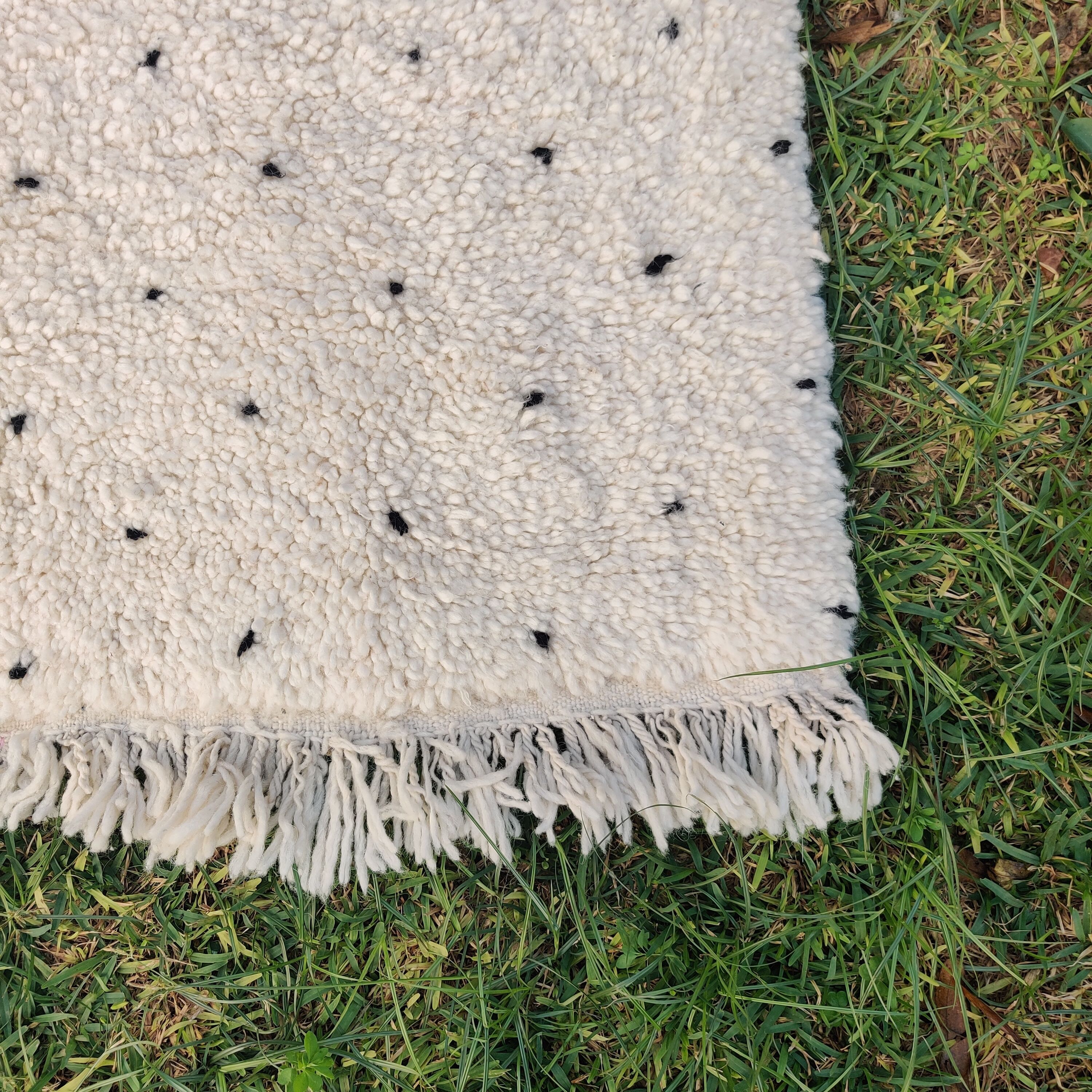 Berber carpet moroccan corridor in black peas 80x300 cm