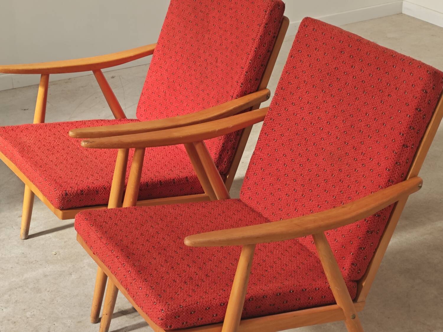 Pair of Boomerang armchairs by Antonin Suman for Ton (Thonet) 60