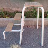 Stepladder stool