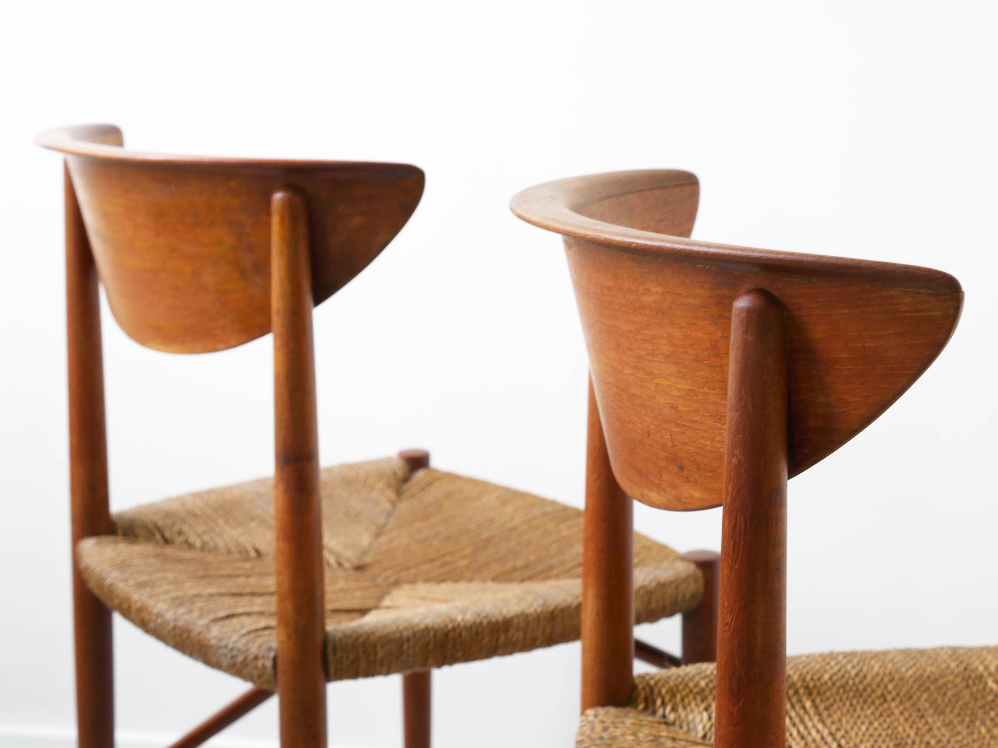 Set of 2 chairs by Peter Hvidt and Orla Mølgaard.