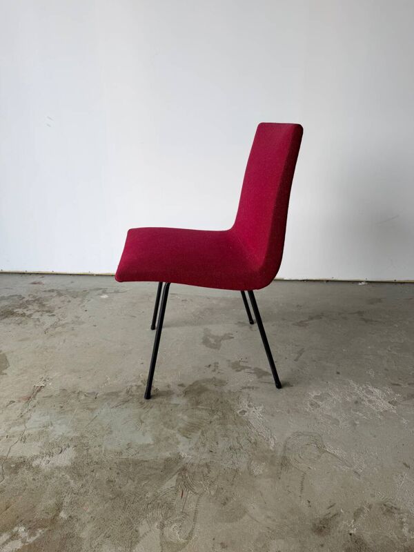 Série de 4 chaises design modèle CM 145 par Pierre Paulin