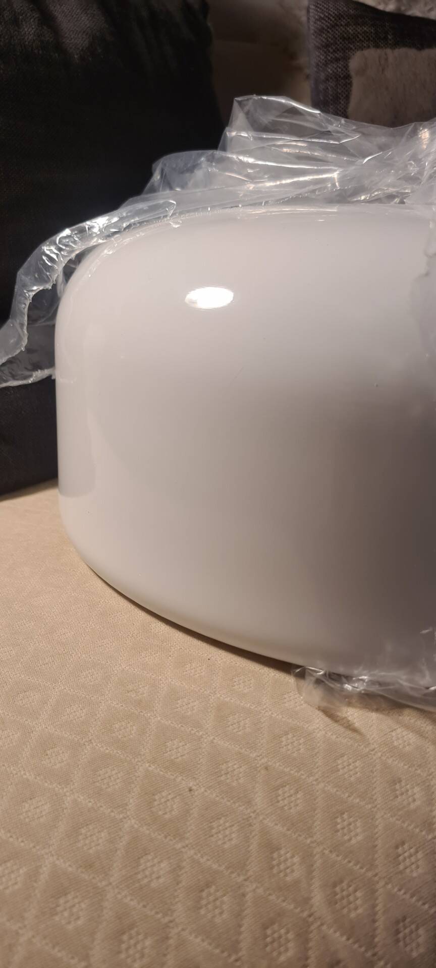 2 contemporary minimalist suspensions