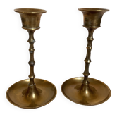 Paire de petits bougeoirs en laiton