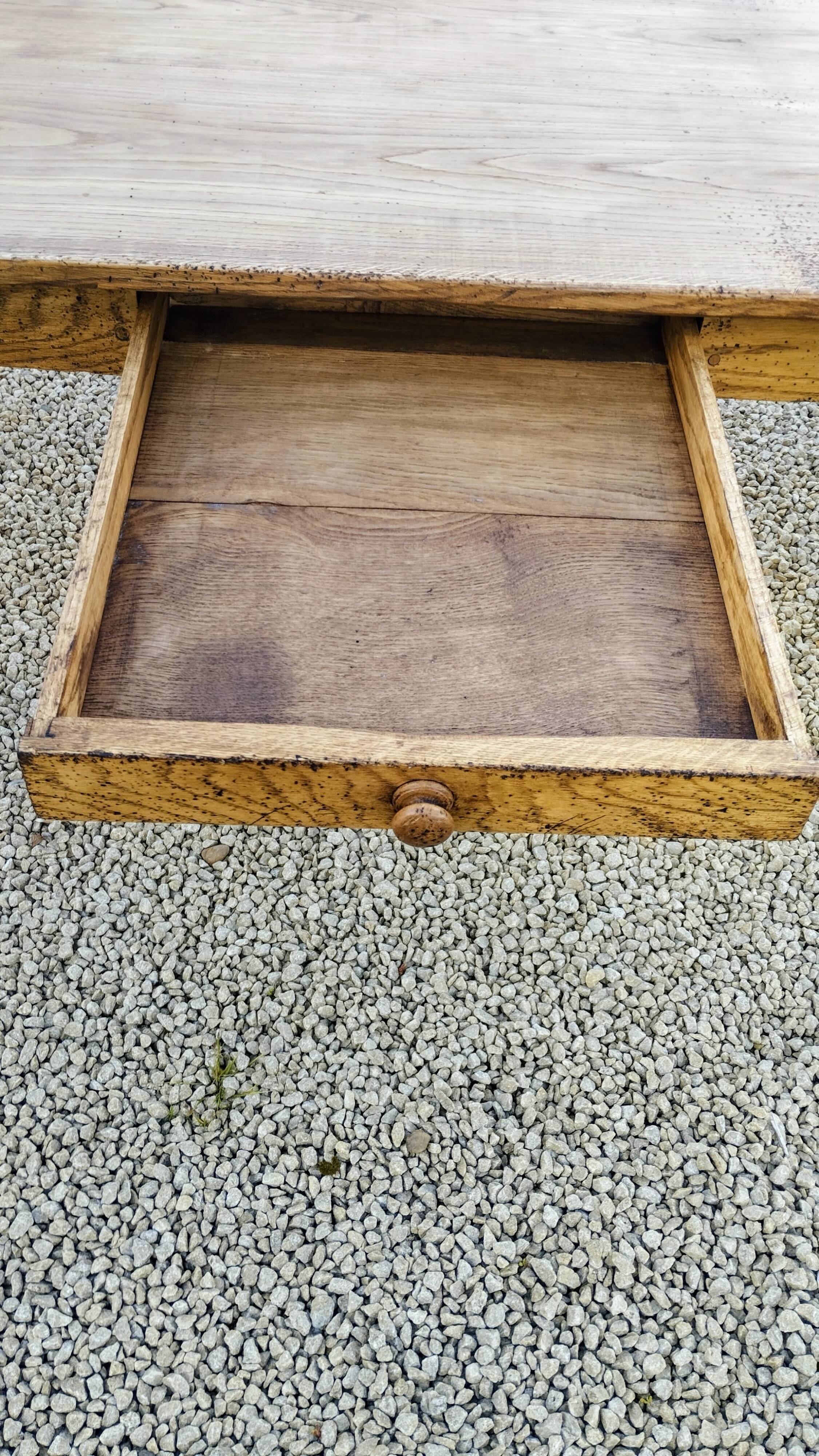 Table ferme chêne massif 80x185