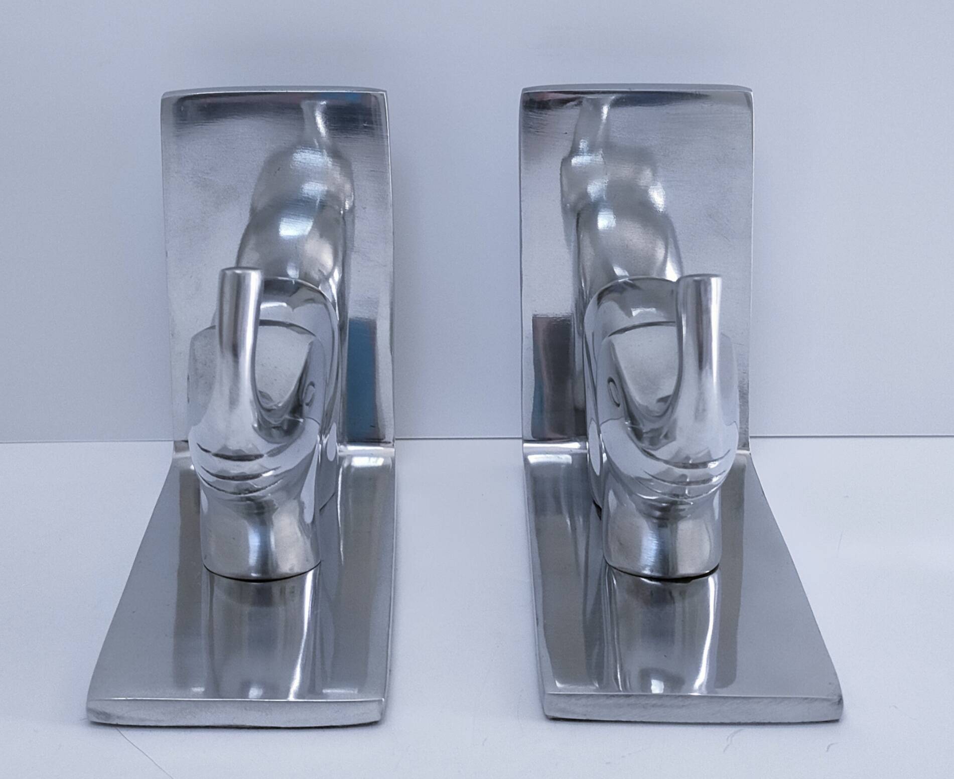 pair of stylised elephant bookends made of aluminium