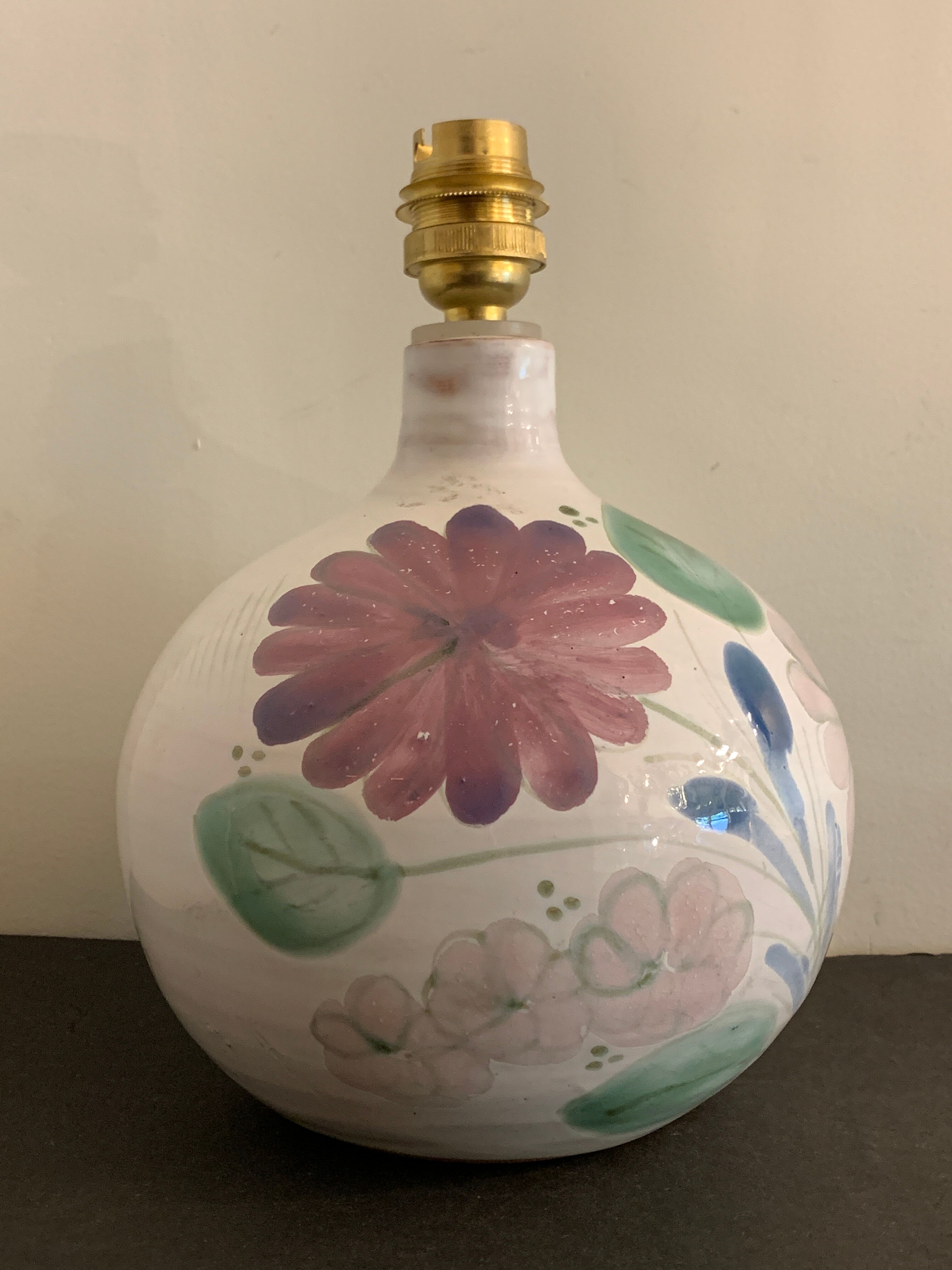 Contemporary ceramic lamp foot Maja