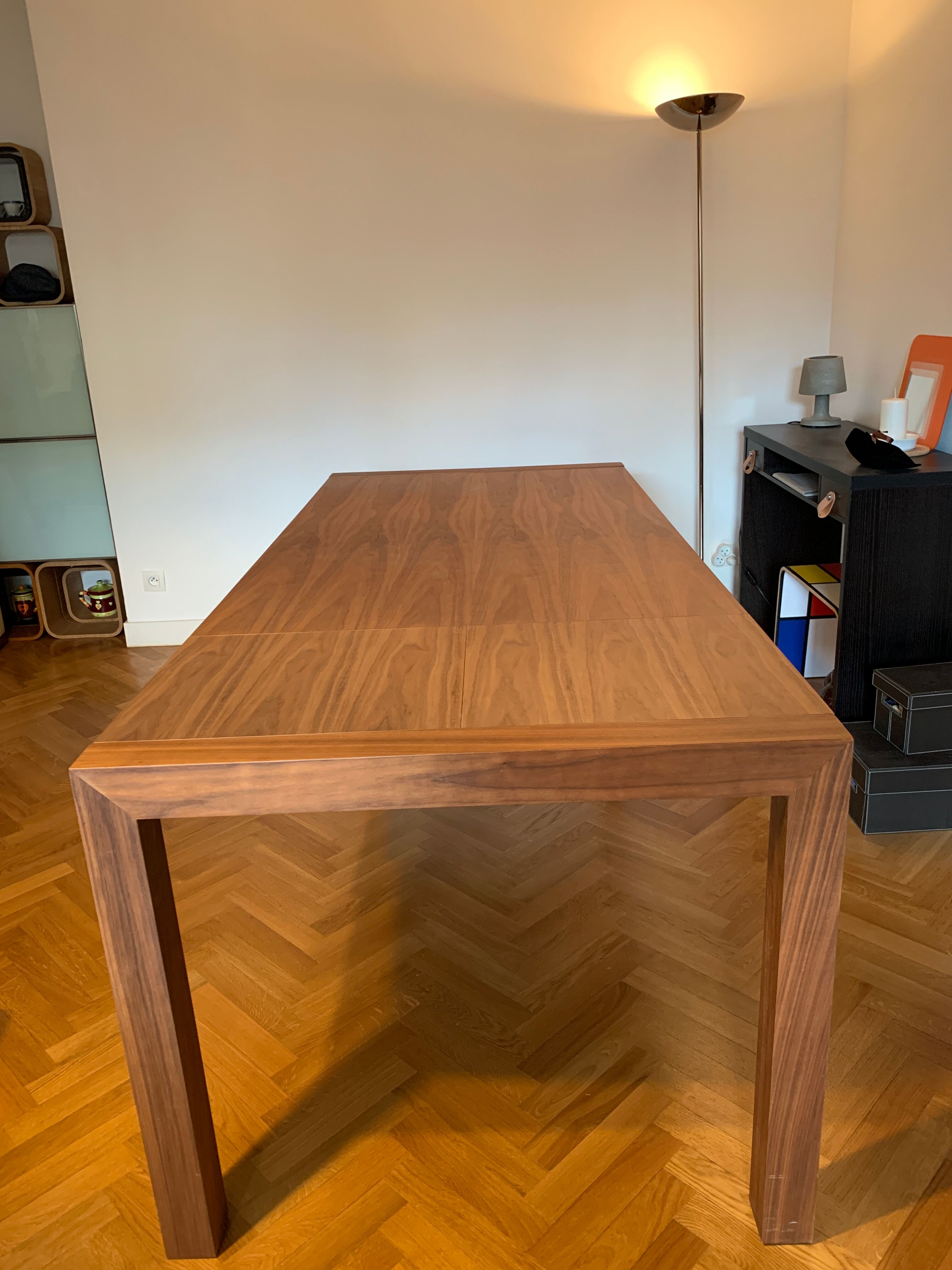 Expandable table New York 1920