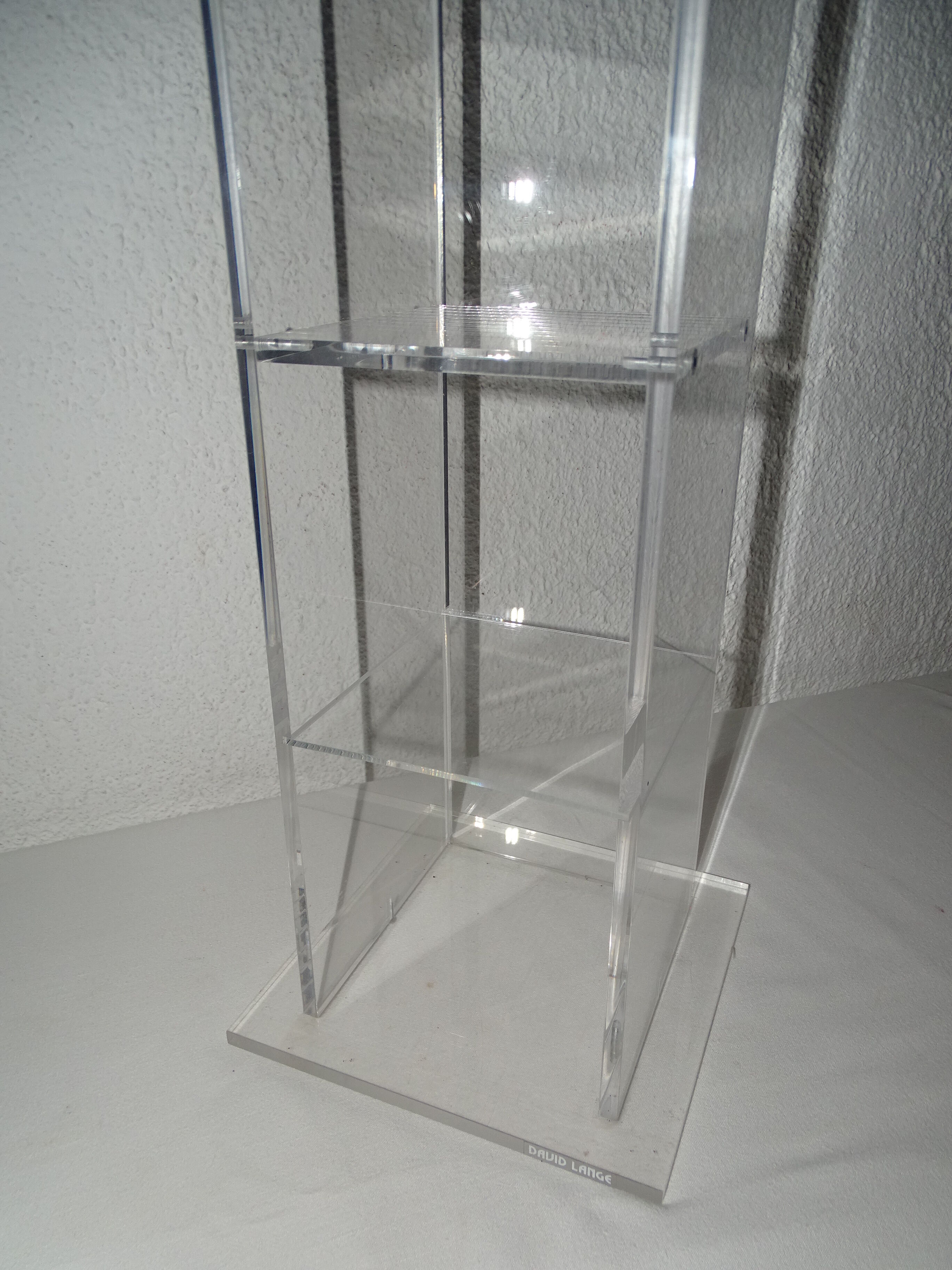 DAVID LANGE DESIGN COLUMN HOLDER VINTAGE PLEXIGLASS CD HOLDER
