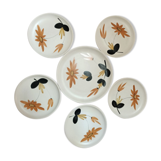 Lot de 5 assiettes en grés et leur plat