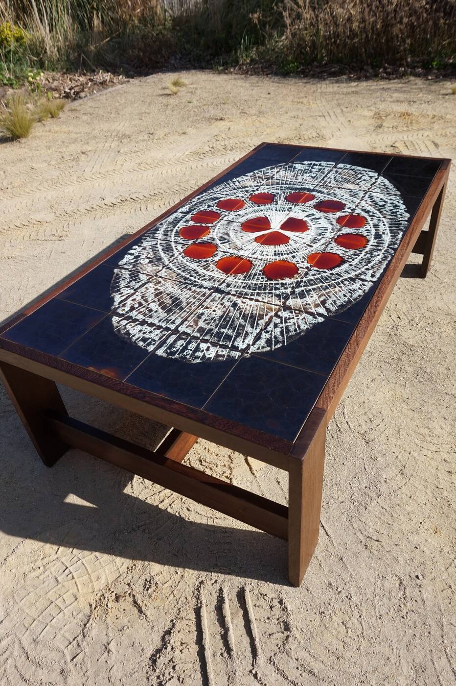 Table basse en céramique et wengé de style mid-century attribuée à Belarti Belgique 1970