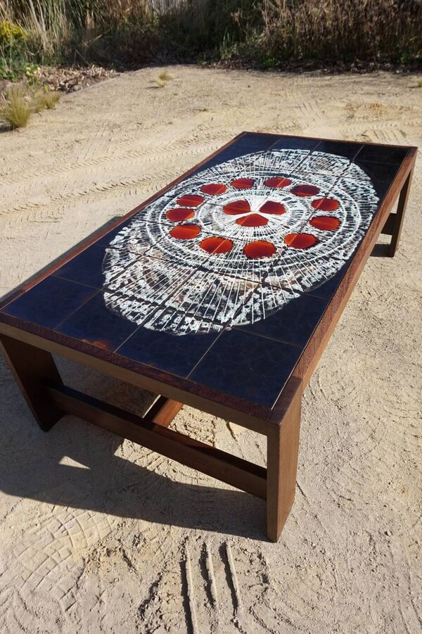 Table basse en céramique et wengé de style mid-century attribuée à Belarti Belgique 1970