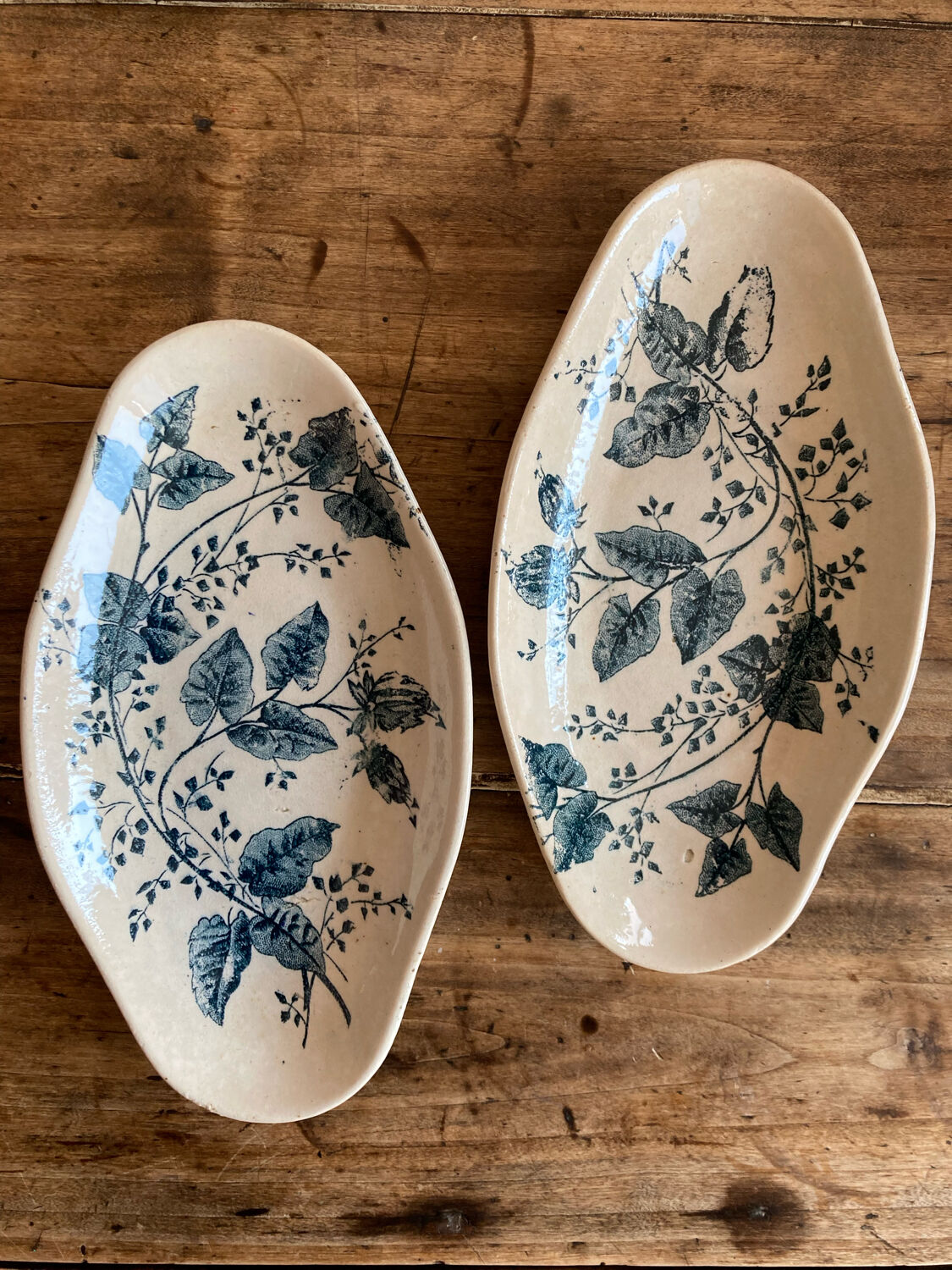 Empty pocket Boutras iron earth