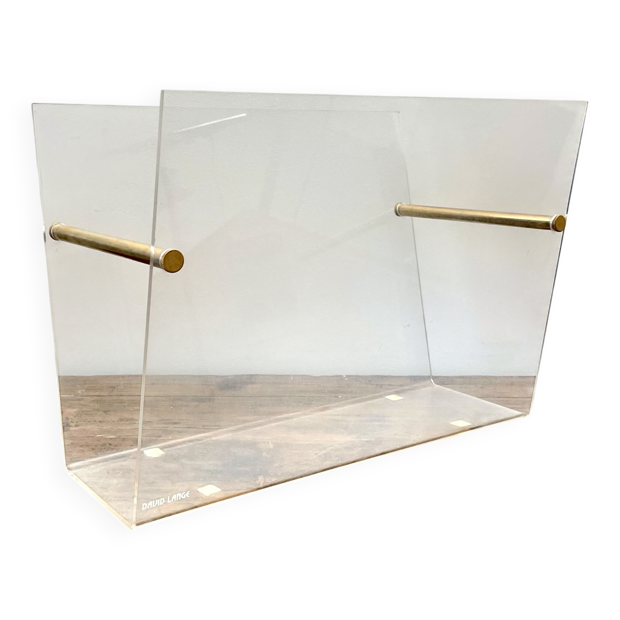 Porte-revues design par David Lange – Plexiglas et laiton – Vintage