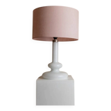 Vintage table lamp Holmegaard Plaza by Hsin-Lung Lin for Glasværk, 1970s - white glass with pink fabric shade.