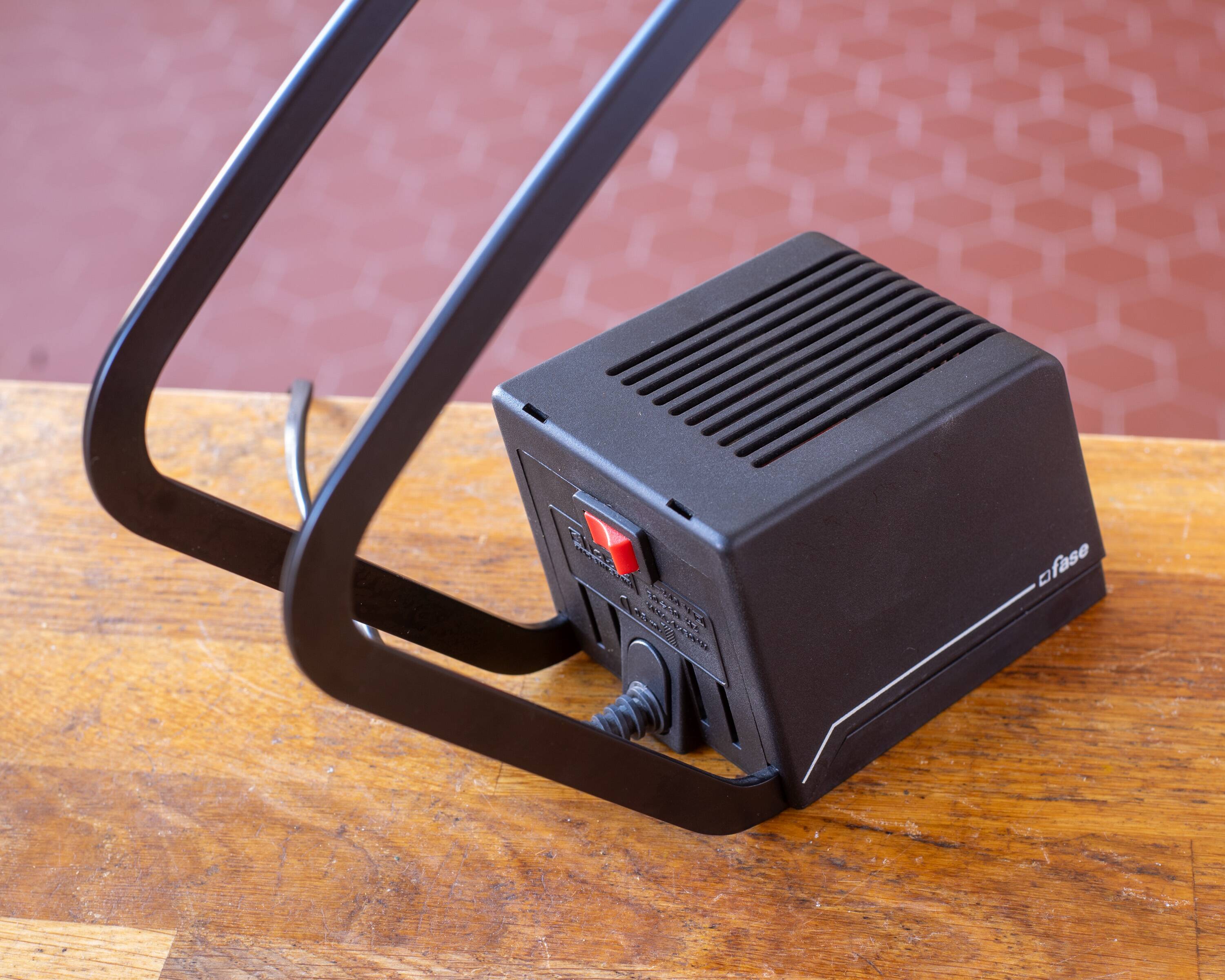 FASE Vintage table lamp from the 80s - Model: Nutria - Good condition