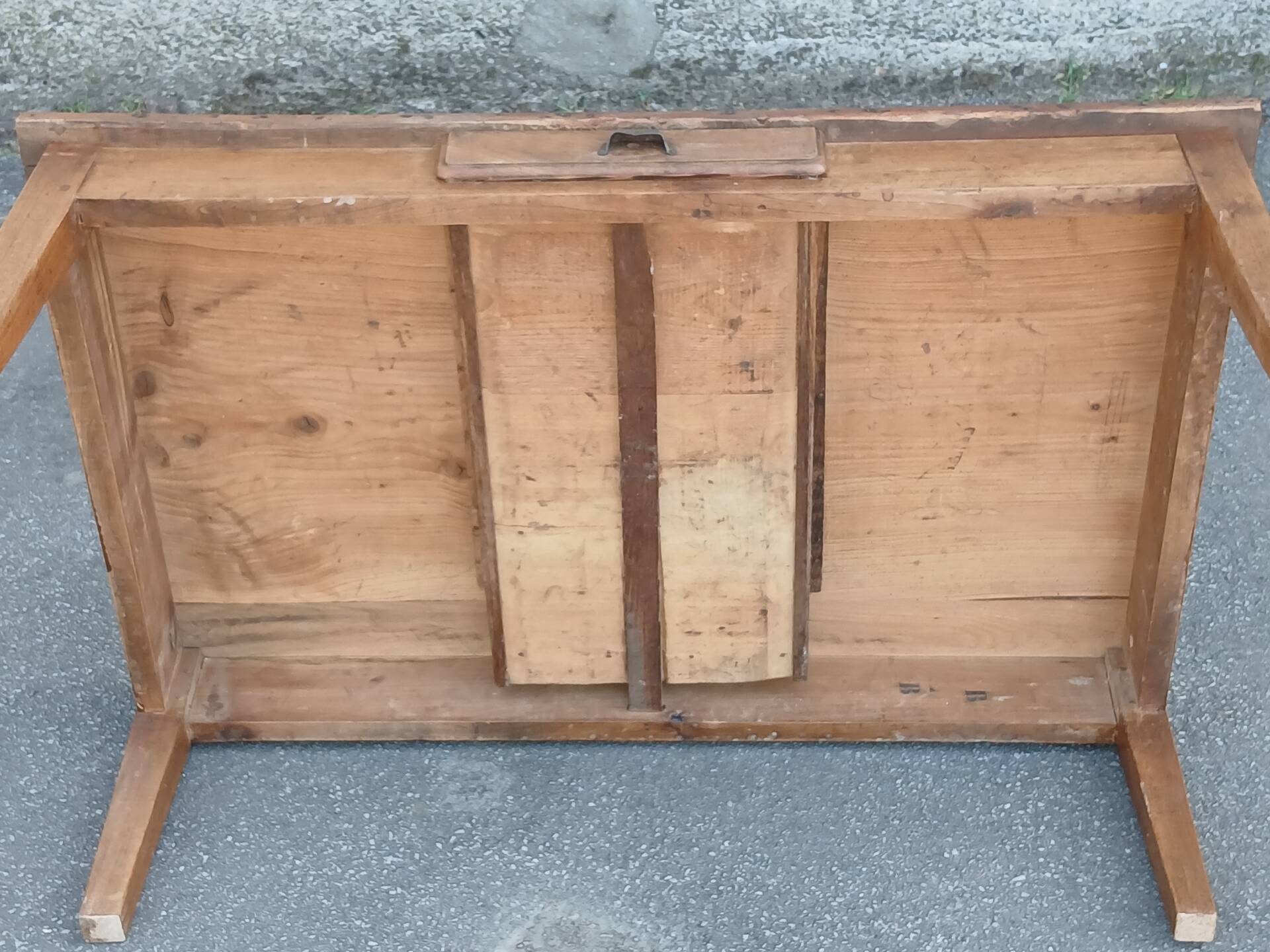 Table basse de ferme