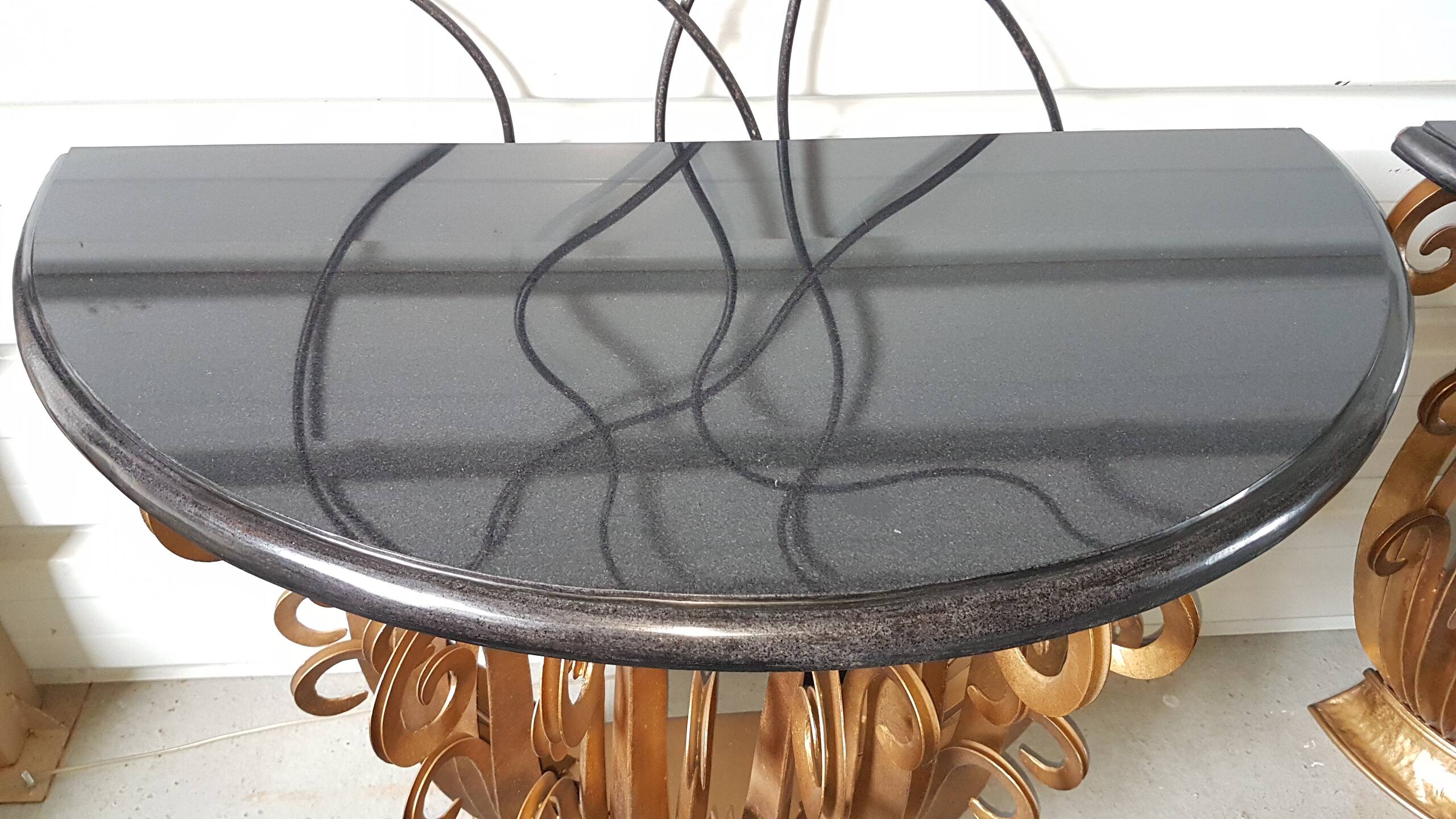 Paire de console aux fougeres