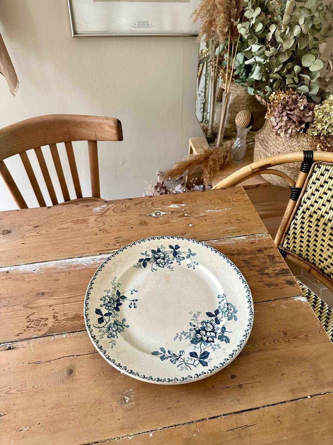 Round dish Saint Amand and Hamage Nord, Acacia model