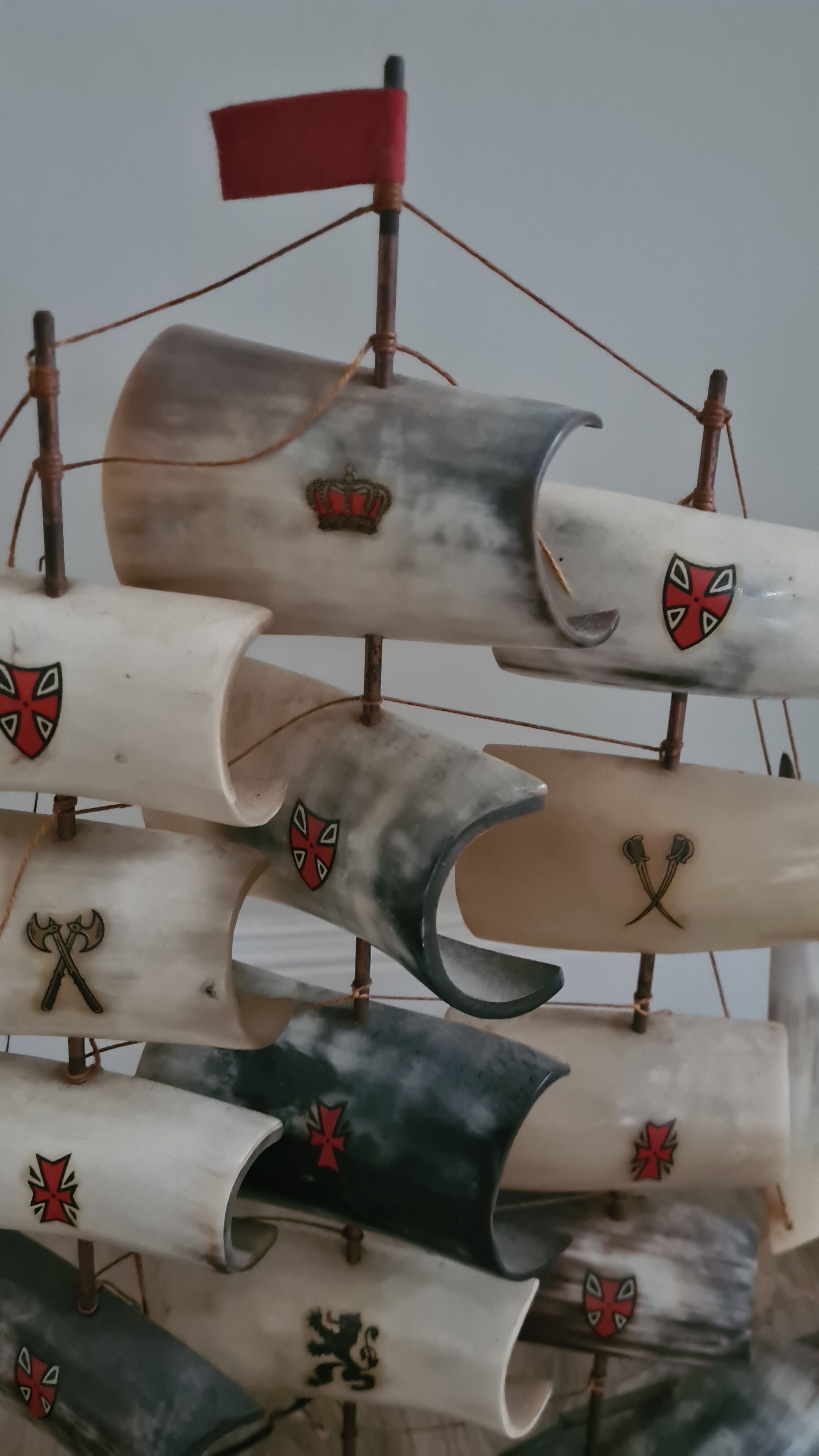 Bovine horn boat lamp